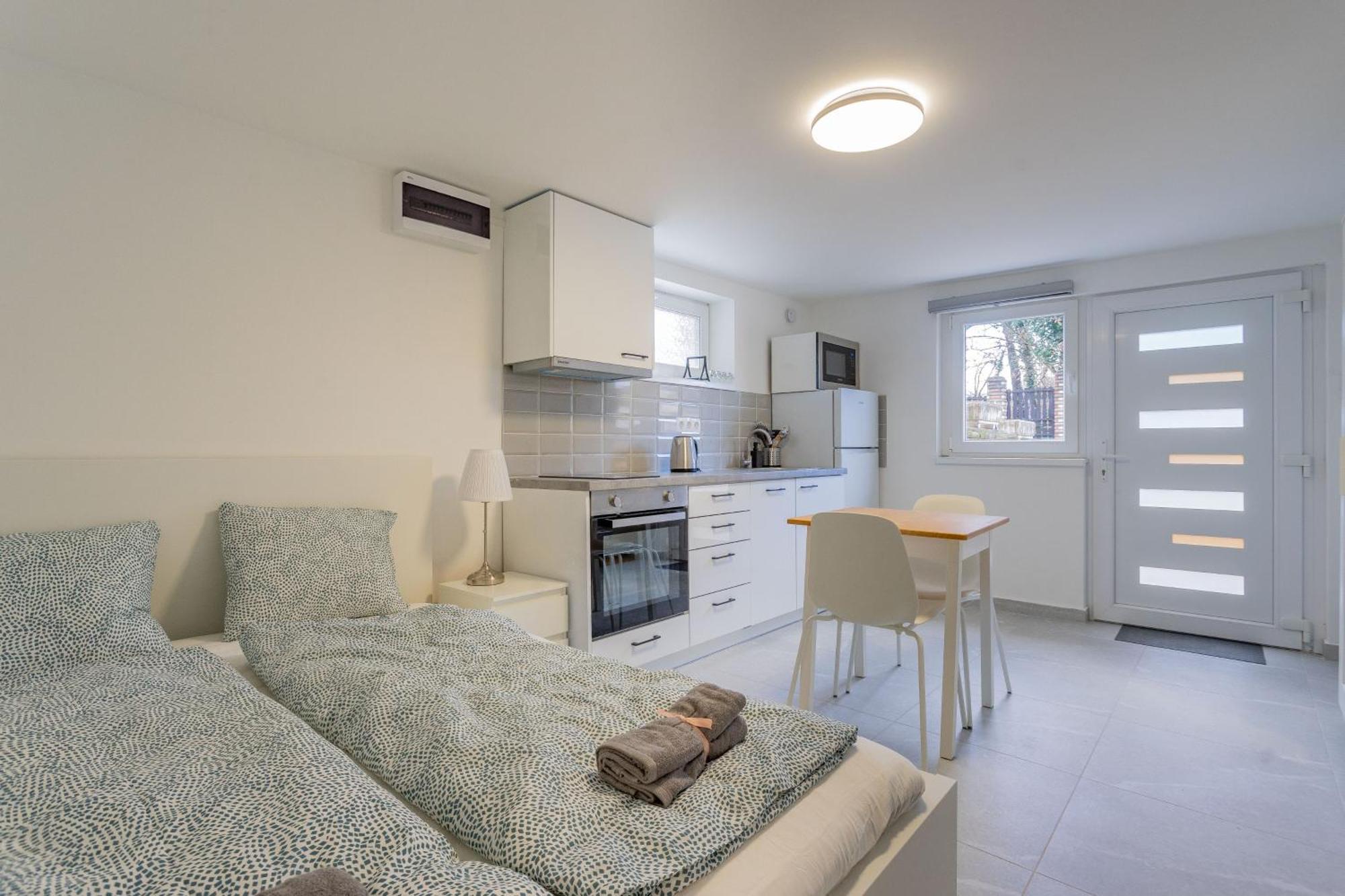 Gardencity Villa Apartman Budapest Exteriör bild